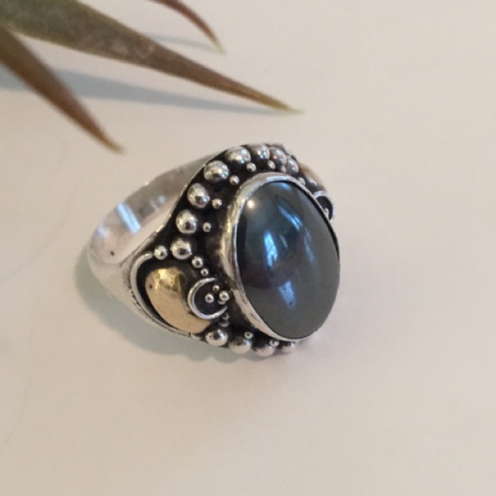 💕💕 SOLD Sterling Silver Hematite Ring